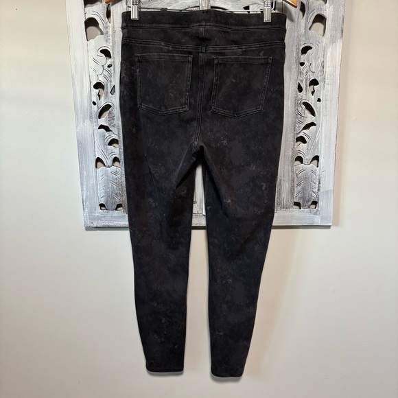 SPANX Jean-ish Ankle Legging Dark Gray Acid Wash Flattering Jegging - Picture 2 of 8
